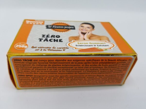 A box of 36 Heures Propre ZERO SPOT Scrubing Soap Lightening & Exfoliating 250g with a woman's face on it.