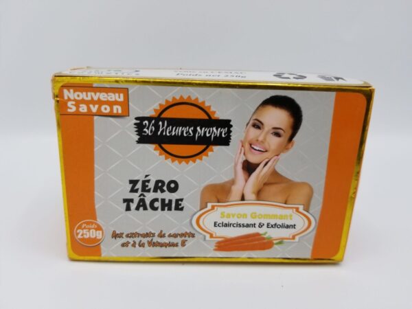 A box of 36 Heures Propre ZERO SPOT Scrubing Soap Lightening & Exfoliating 250g with a woman's face on it.