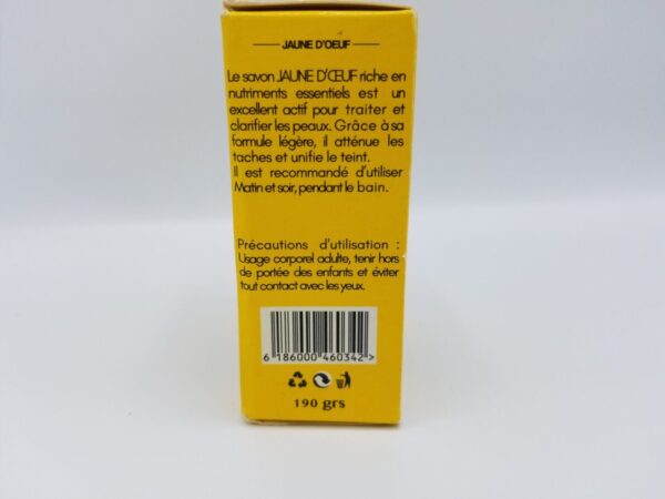 The back of a Jaune d'Œuf 7 Jours Extra Strong Treating & Clarifying Soap with a label on it.