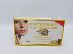 A box of SAVON TEINT DIAMANT GLUTATHIONE COMPRIME SUPER ECLAIRCISSANT 250g face cream.