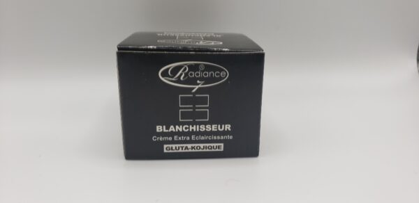 Radiance 7 Blanchisseur Extra Eclaircissant Gluta-Kojic Face Cream Dark Spots Remover 40Grs - Image 4